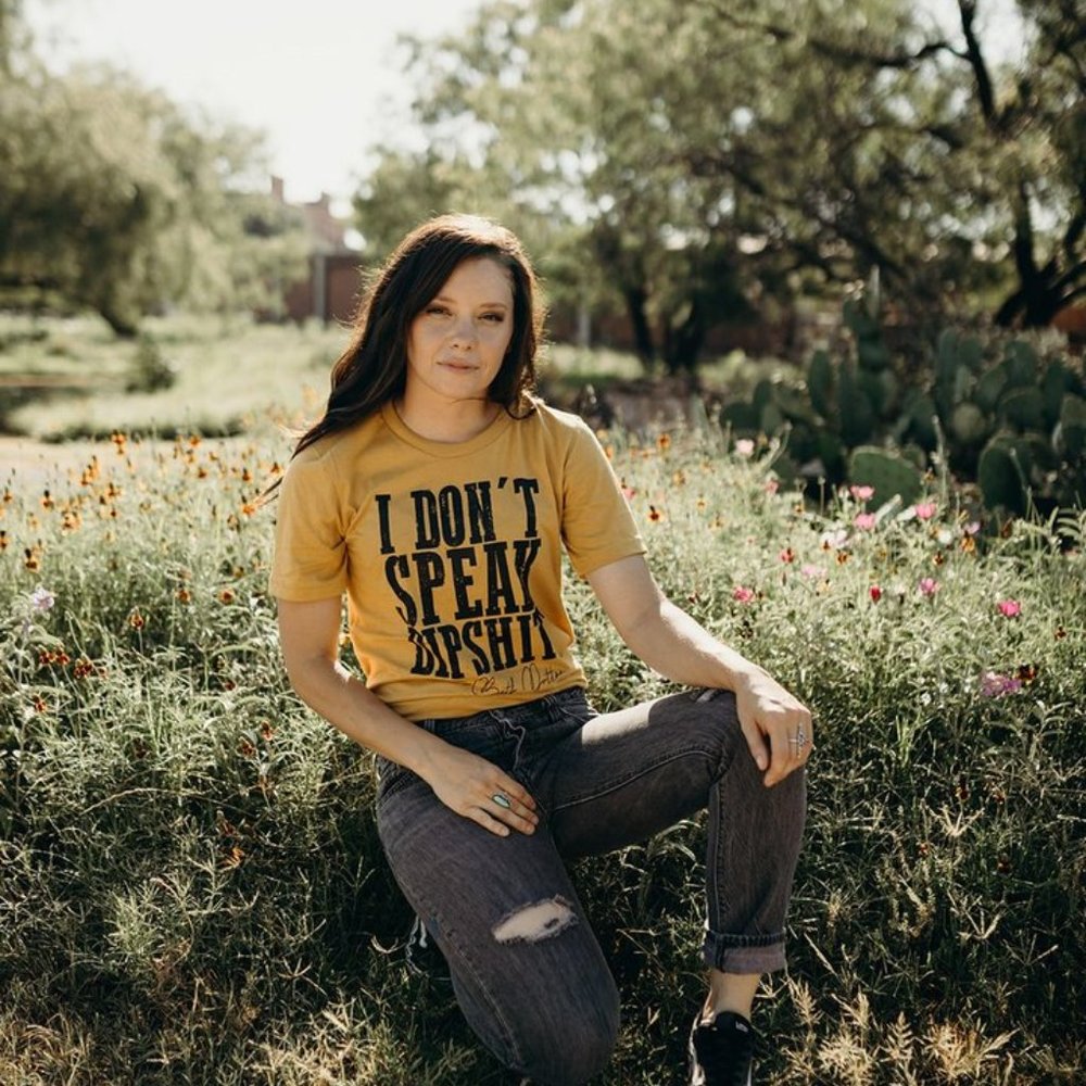 I DON'T SPEAK DIPSHIT Handmade Graphic Tee - Picture 2 of 5